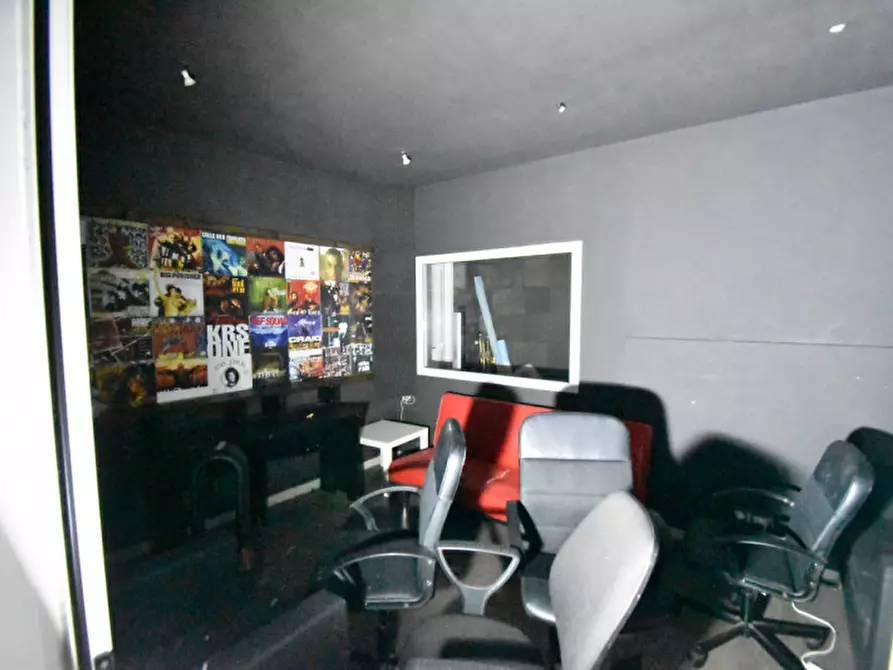 Immagine 16 di Appartamento in vendita  in Via Cino da Pistoia a Roma