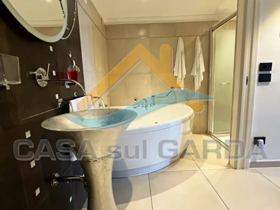 Immagine 3 di Appartamento in affitto  a Peschiera Del Garda