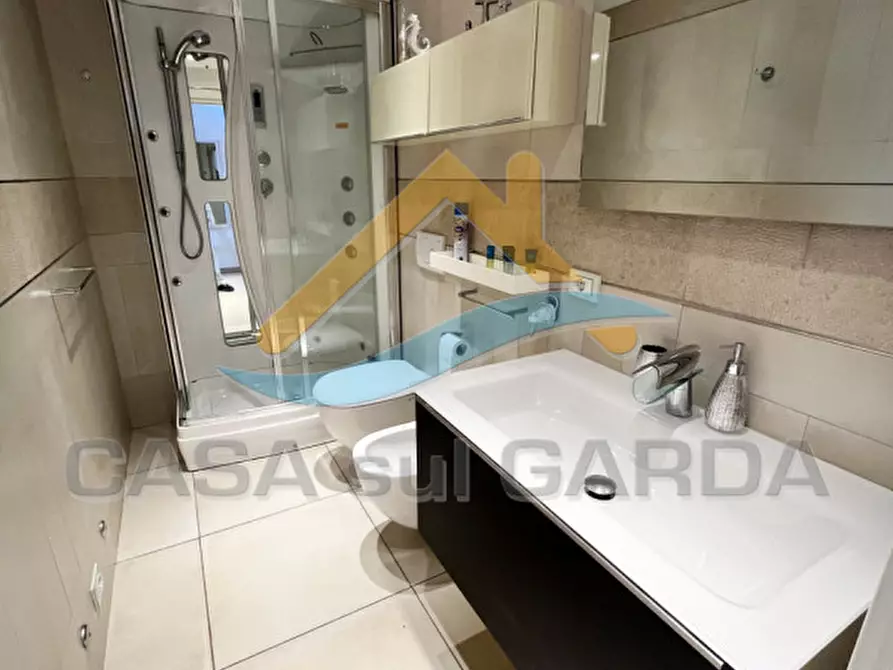 Immagine 9 di Appartamento in affitto  a Peschiera Del Garda