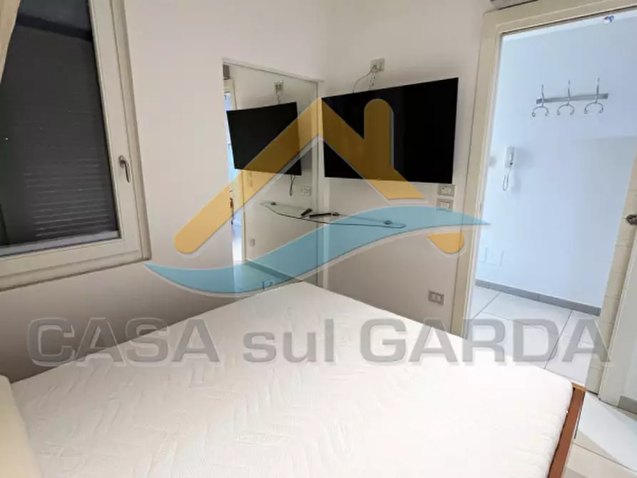 Immagine 19 di Appartamento in affitto  a Peschiera Del Garda