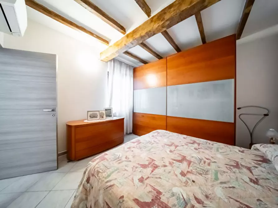 Immagine 7 di Attività commerciale in vendita  in Strada Colombarola n.101 a Parma