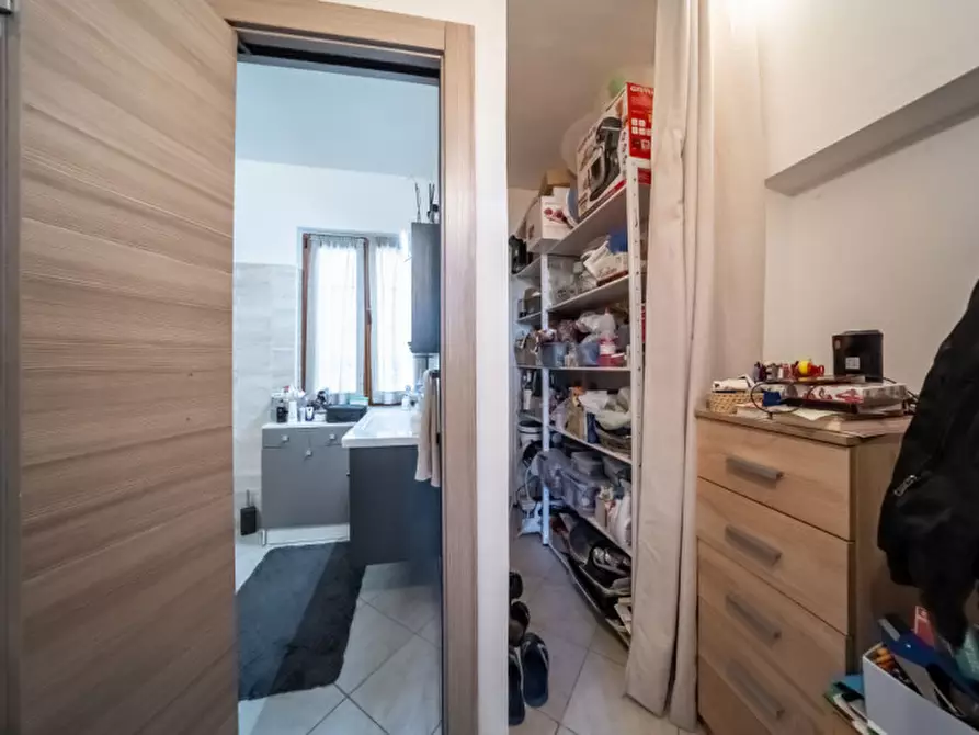 Immagine 8 di Attività commerciale in vendita  in Strada Colombarola n.101 a Parma