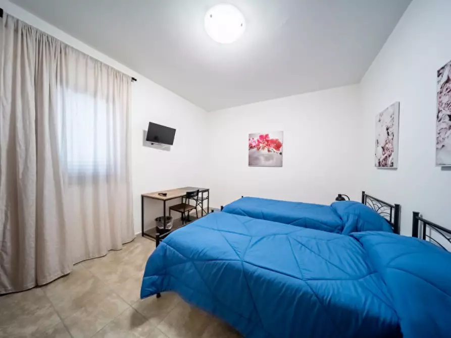 Immagine 18 di Attività commerciale in vendita  in Strada Colombarola n.101 a Parma