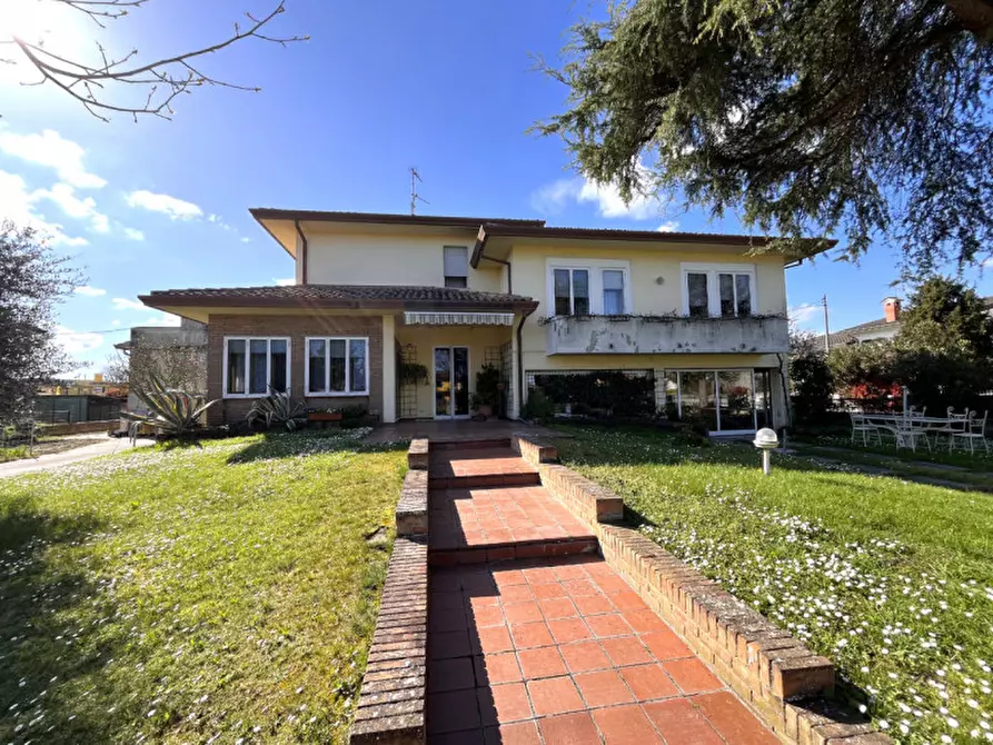 Immagine 16 di Villa in vendita  a Ceregnano