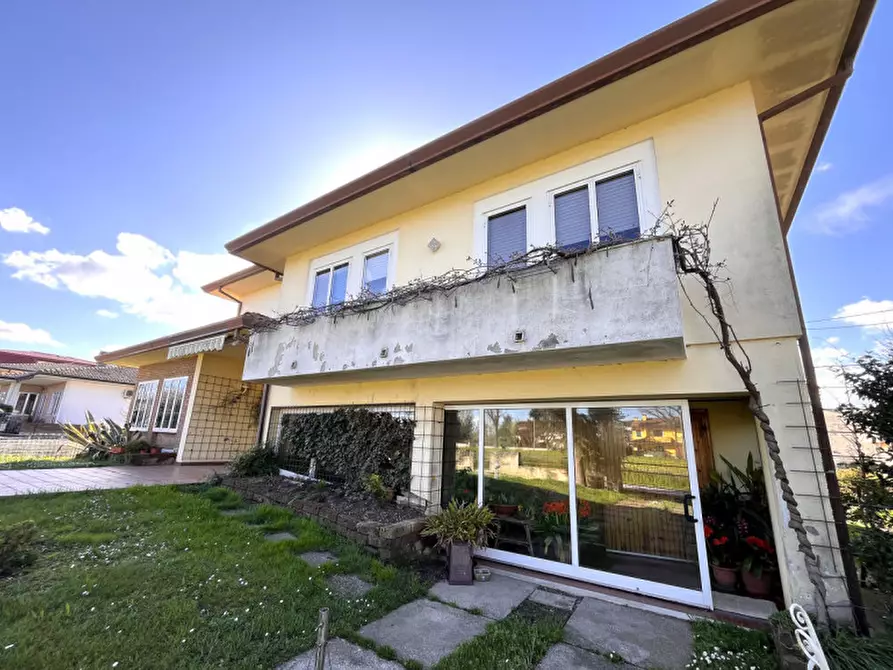 Immagine 17 di Villa in vendita  a Ceregnano