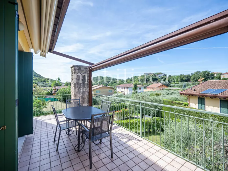 Immagine 6 di Appartamento in vendita  in VIA VOLPARA a Torri Del Benaco