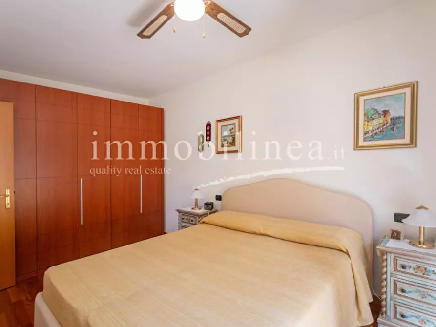 Immagine 17 di Appartamento in vendita  in VIA VOLPARA a Torri Del Benaco