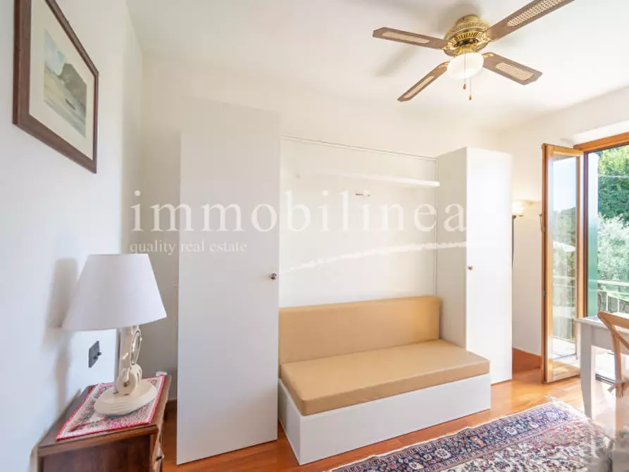 Immagine 25 di Appartamento in vendita  in VIA VOLPARA a Torri Del Benaco