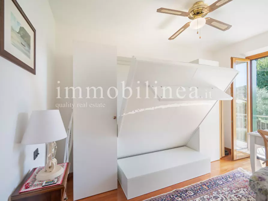 Immagine 26 di Appartamento in vendita  in VIA VOLPARA a Torri Del Benaco