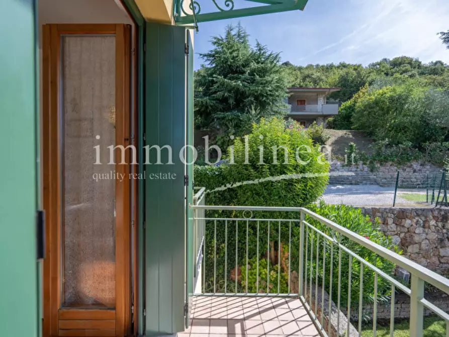 Immagine 28 di Appartamento in vendita  in VIA VOLPARA a Torri Del Benaco