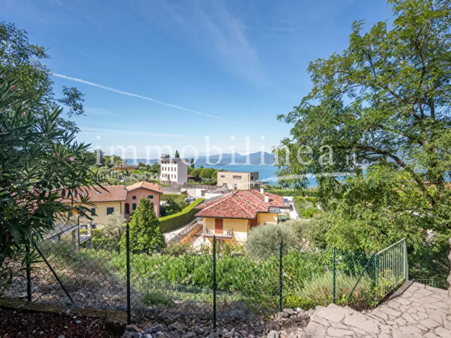 Immagine 36 di Appartamento in vendita  in VIA VOLPARA a Torri Del Benaco