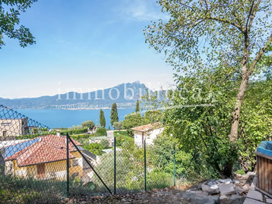 Immagine 37 di Appartamento in vendita  in VIA VOLPARA a Torri Del Benaco