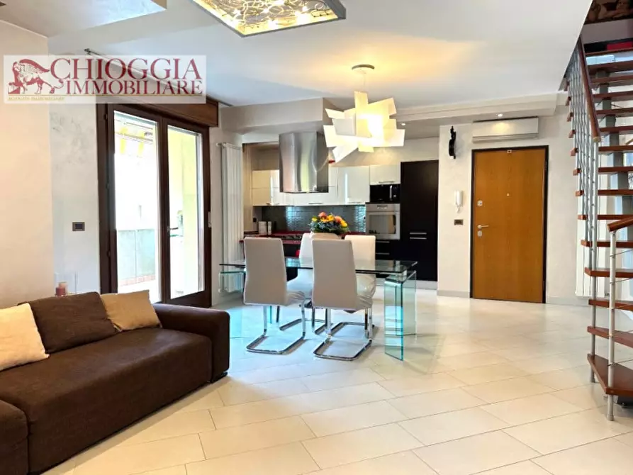 Immagine 3 di Appartamento in vendita  in Via Nicolò Zeno a Chioggia