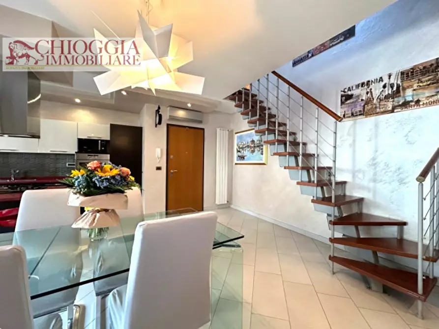 Immagine 4 di Appartamento in vendita  in Via Nicolò Zeno a Chioggia