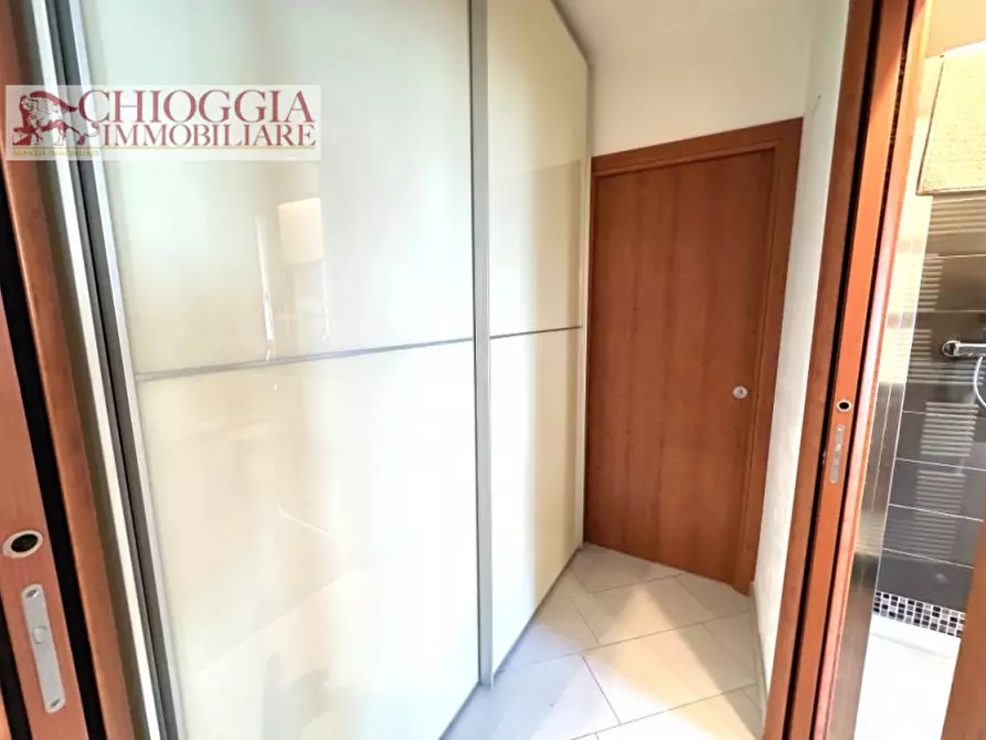 Immagine 7 di Appartamento in vendita  in Via Nicolò Zeno a Chioggia