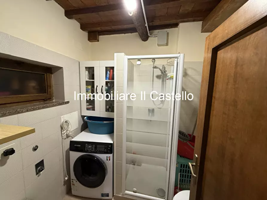Immagine 5 di Palazzo in vendita  in via quadrani pompili a Paciano