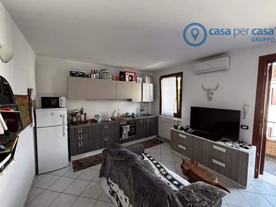 Immagine 1 di Appartamento in vendita  a Polesella