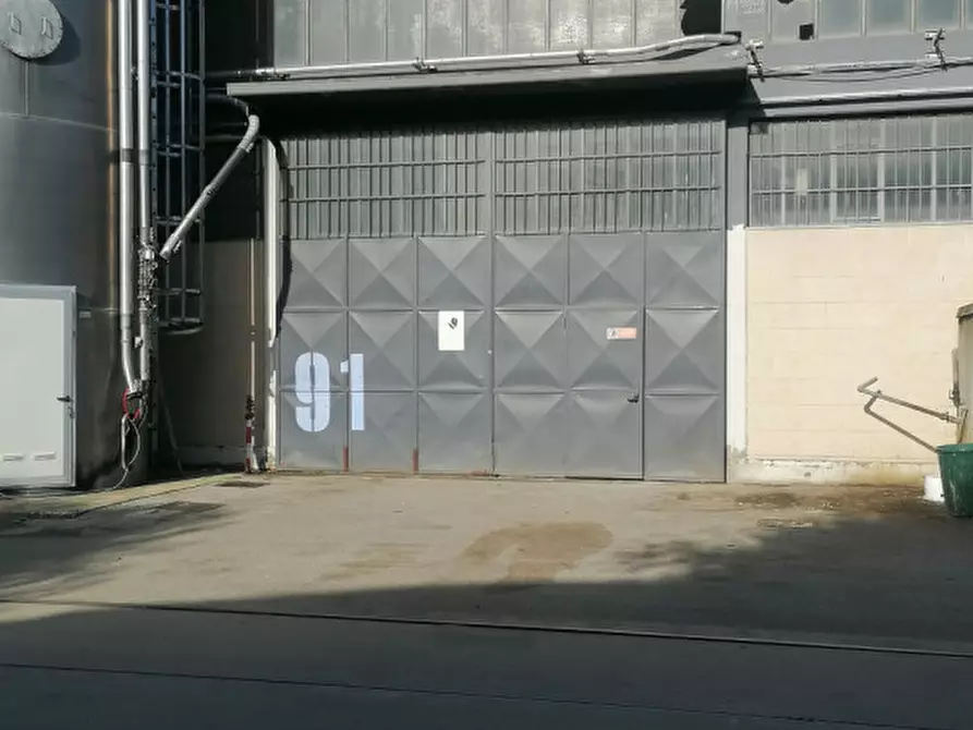 Immagine 2 di Capannone industriale in affitto  in via dell'albereto a Calenzano