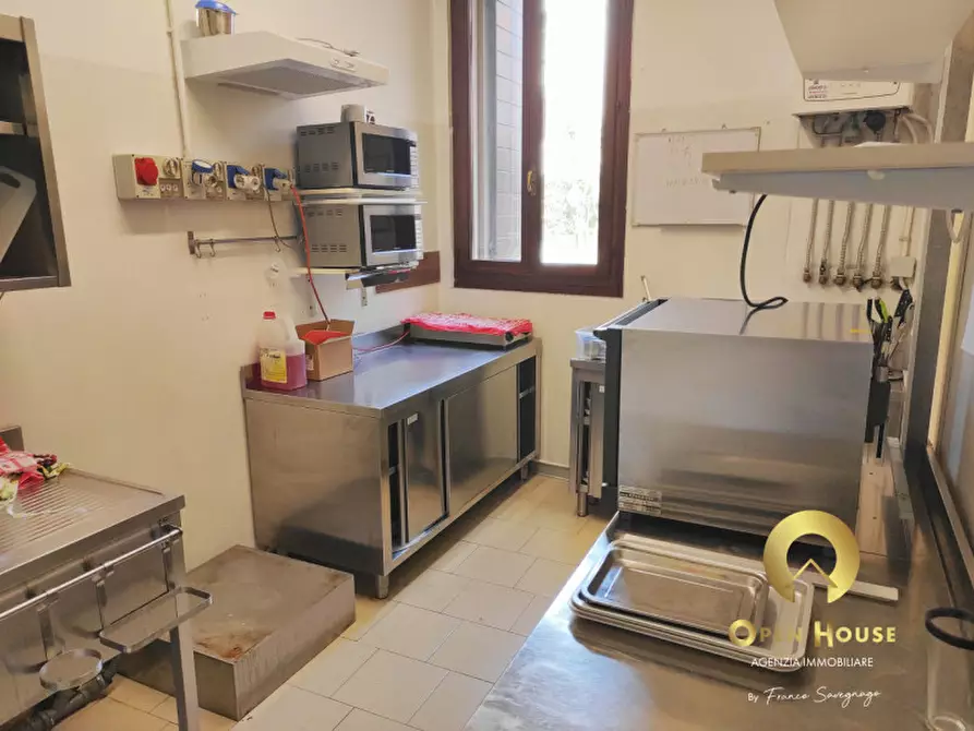 Immagine 9 di Attività commerciale in vendita  in via belzoni 51 a Padova