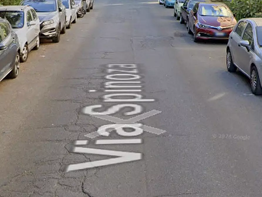 Immagine 7 di Appartamento in vendita  in Via Spinoza a Roma