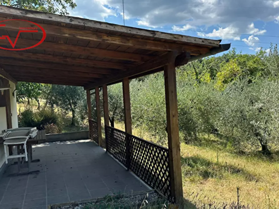 Immagine 1 di Magazzino in vendita  in san marco a Montevarchi