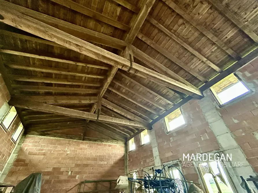 Immagine 14 di Rustico / casale in vendita  in via monte grappa a San Martino Di Lupari