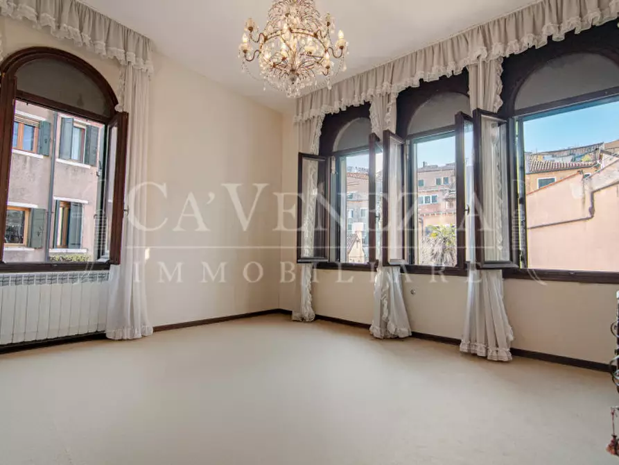 Immagine 14 di Villa in vendita  a Venezia