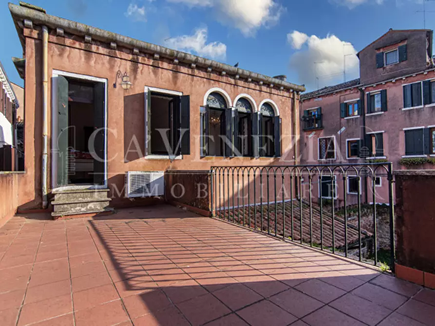 Immagine 17 di Villa in vendita  a Venezia