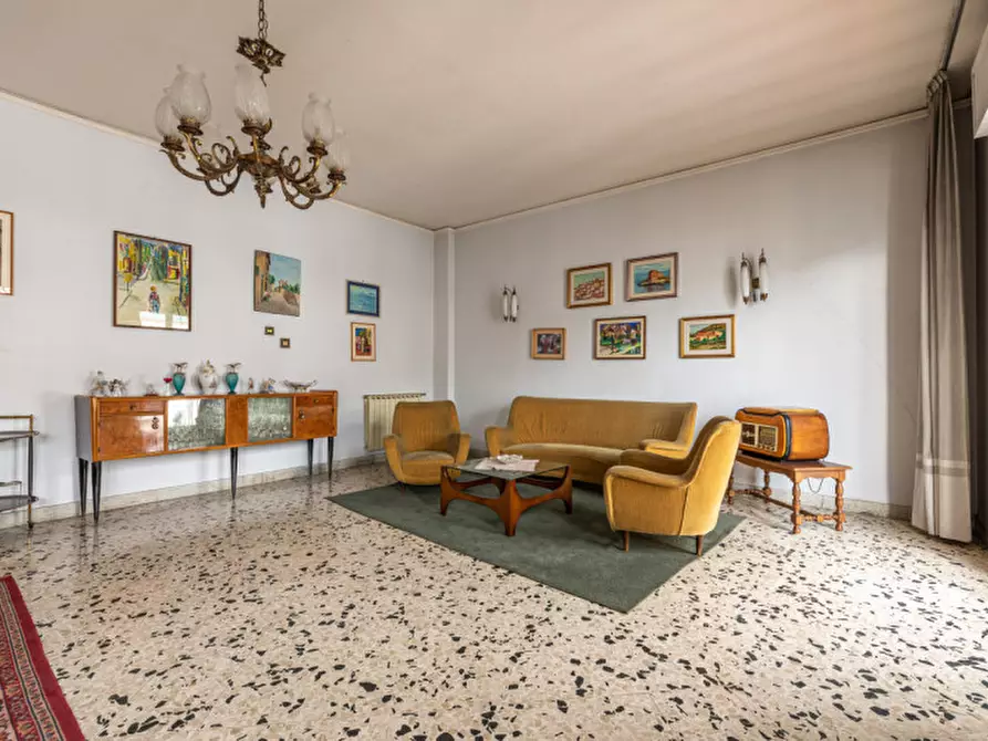 Immagine 3 di Appartamento in vendita  in Viale Lazio 92 a Palermo