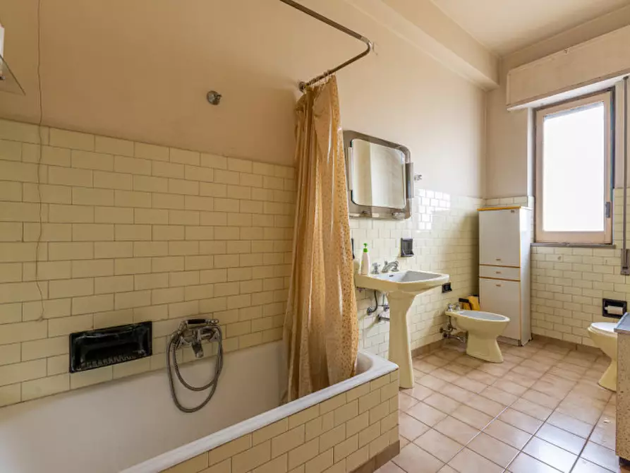 Immagine 15 di Appartamento in vendita  in Viale Lazio 92 a Palermo