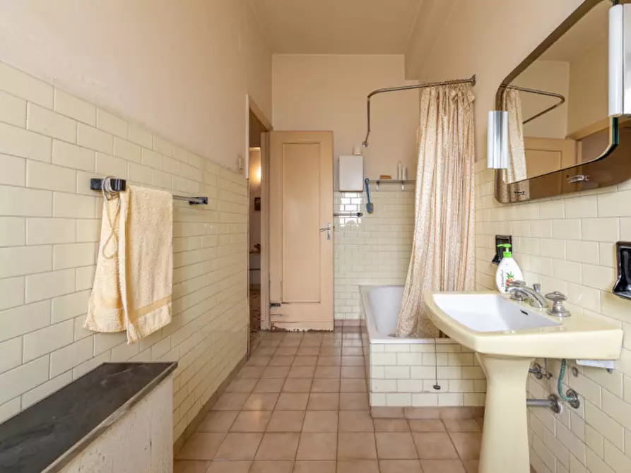 Immagine 16 di Appartamento in vendita  in Viale Lazio 92 a Palermo