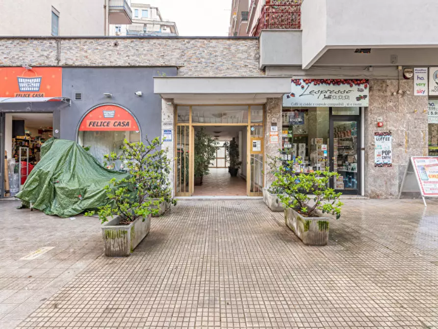 Immagine 30 di Appartamento in vendita  in Viale Lazio 92 a Palermo