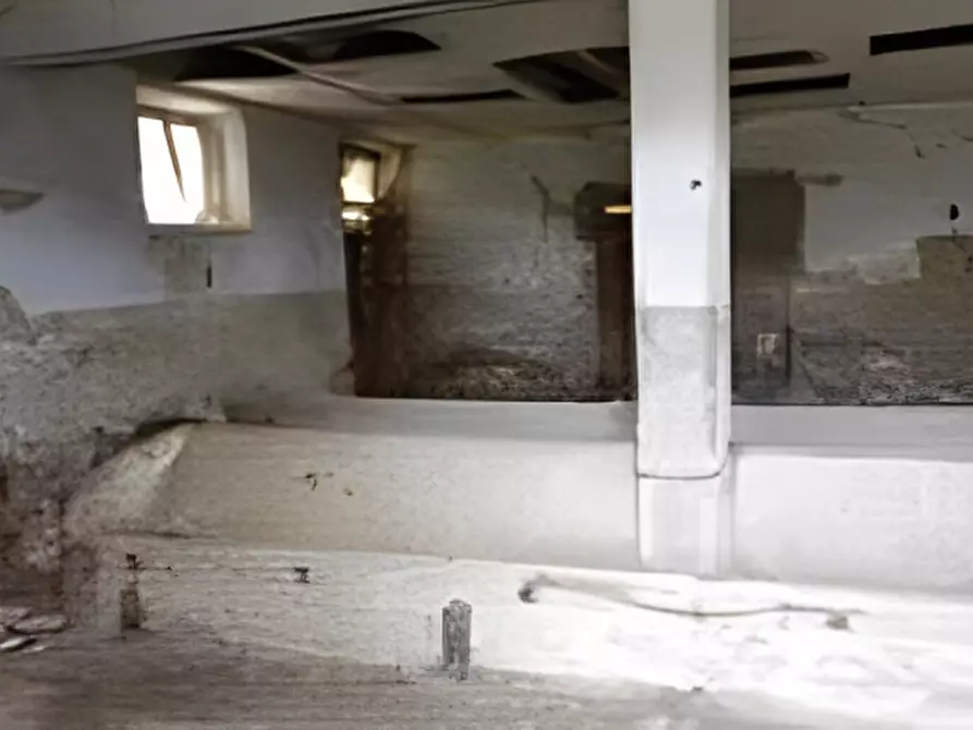 Immagine 4 di Rustico / casale in vendita  in Via Monte Avorio a Urbino