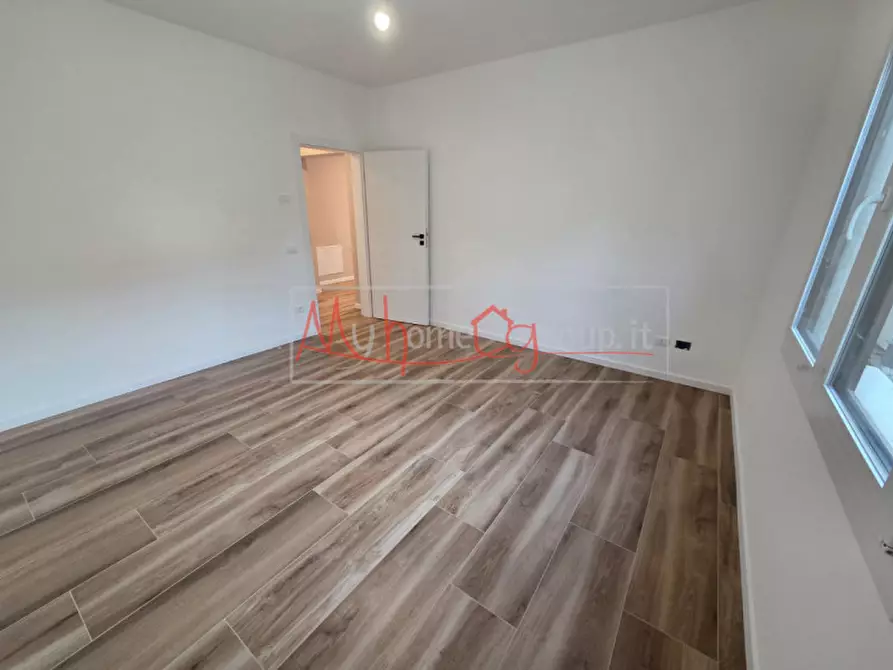 Immagine 15 di Casa bifamiliare in vendita  a Torreglia