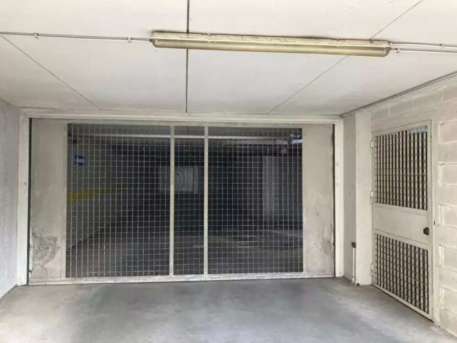 Immagine 4 di Garage in affitto  in Viale del Mercato Nuovo a Vicenza