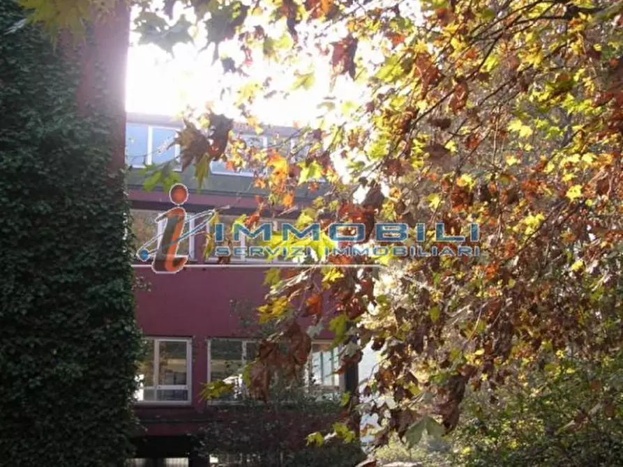 Immagine 11 di Palazzo in affitto  in VIALE DELLE INDUSTRIE a Settala