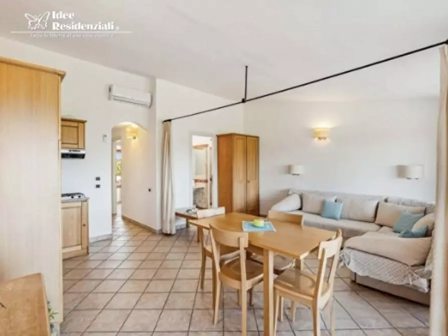 Immagine 10 di Appartamento in vendita  in capo ceraso a Olbia