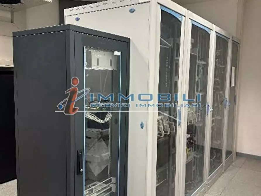 Immagine 9 di Ufficio in affitto  in VIA DURINI a Milano