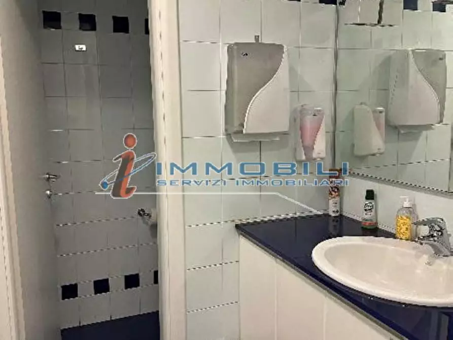 Immagine 13 di Ufficio in affitto  in VIA DURINI a Milano