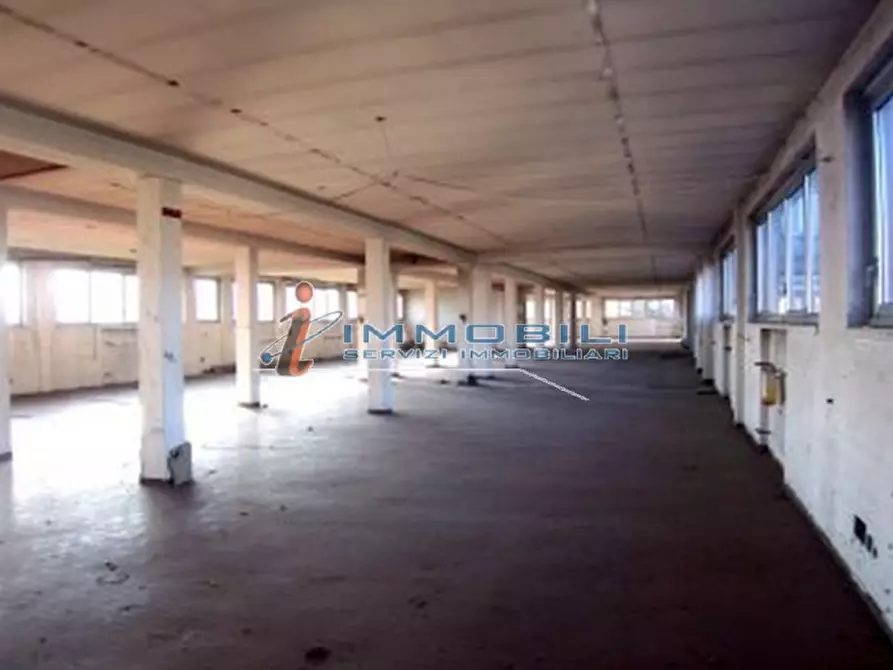 Immagine 3 di Capannone industriale in vendita  in VIALE DELLE INDUSTRIE a Settala