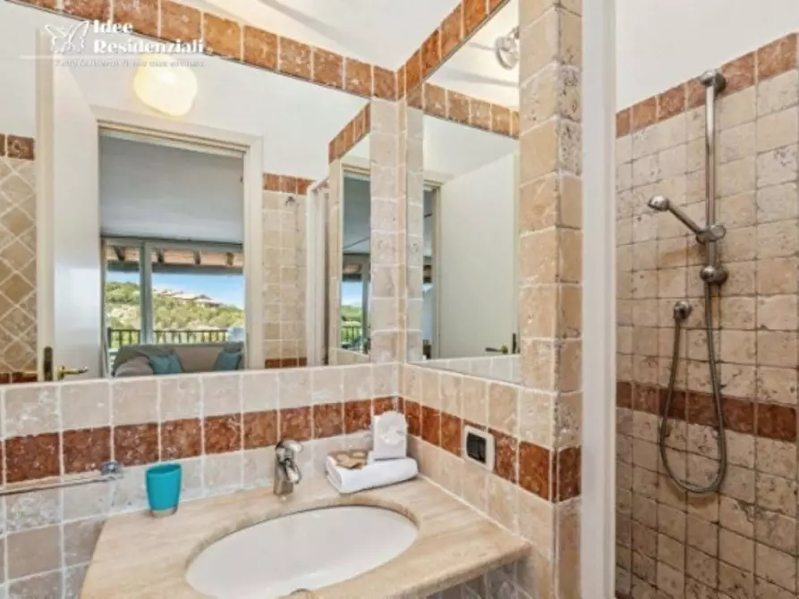 Immagine 14 di Appartamento in vendita  in capo ceraso a Olbia