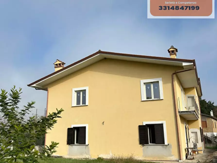 Immagine 8 di Casa trifamiliare in vendita  a Sant'apollinare