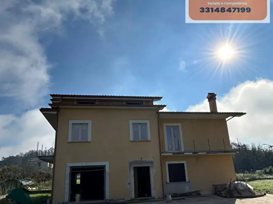 Immagine 11 di Casa trifamiliare in vendita  a Sant'apollinare