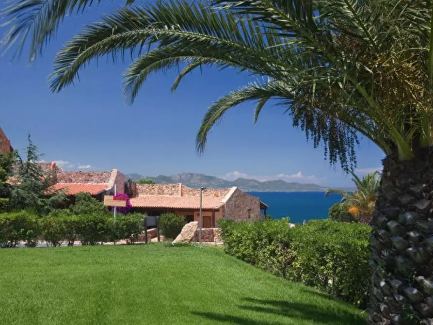 Immagine 1 di Appartamento in vendita  in capo ceraso a Olbia