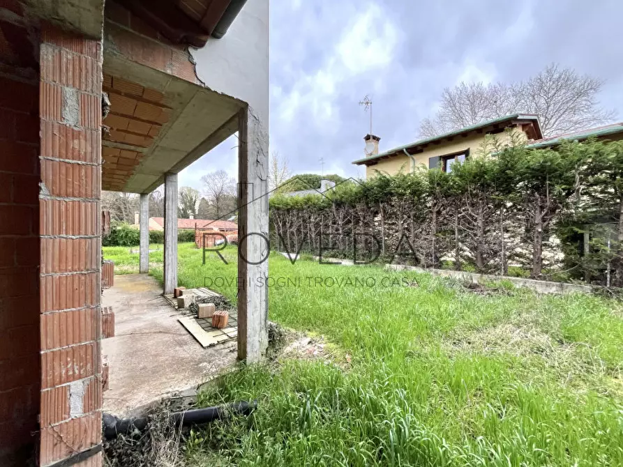 Immagine 6 di Casa indipendente in vendita  in Via Galileo Galilei a Casier