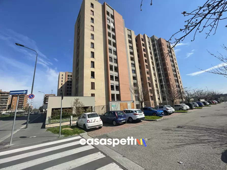 Immagine 3 di Appartamento in vendita  in Via Roberto Tremelloni 40 a Milano