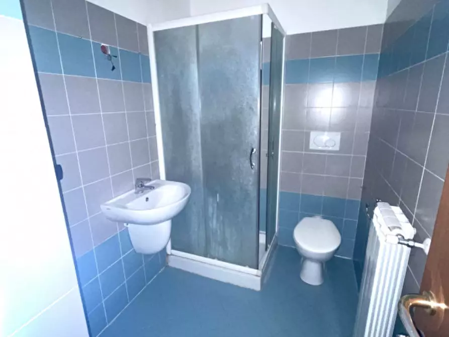 Immagine 15 di Appartamento in vendita  in Via Roberto Tremelloni 40 a Milano