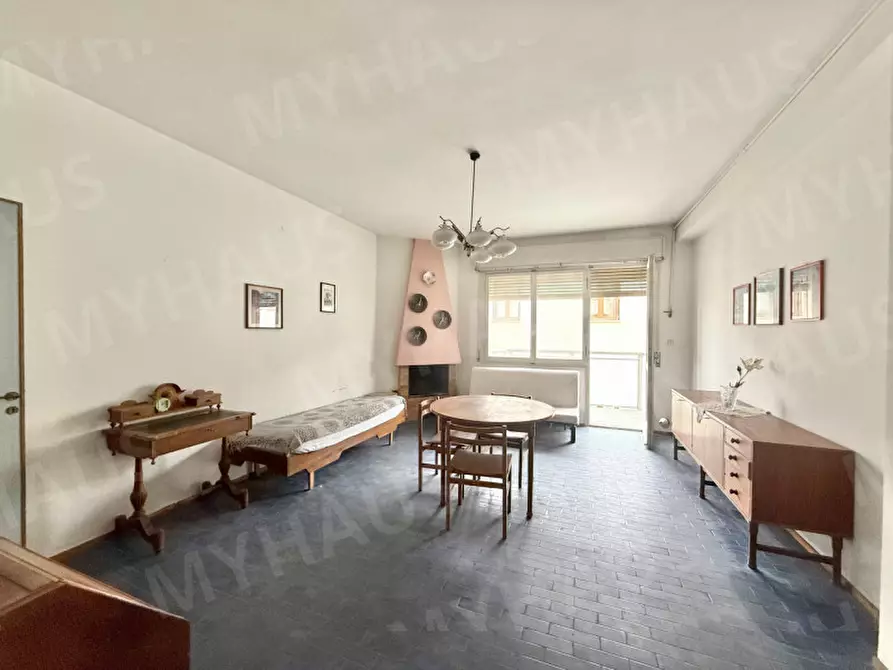 Immagine 5 di Appartamento in vendita  in Viale dei Mille, 31 a Cesenatico