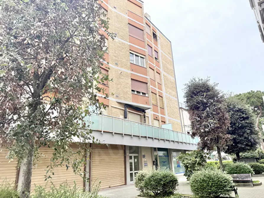 Immagine 10 di Appartamento in vendita  in Viale dei Mille, 31 a Cesenatico