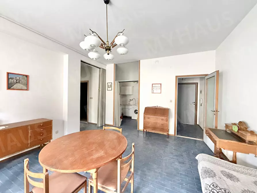 Immagine 13 di Appartamento in vendita  in Viale dei Mille, 31 a Cesenatico